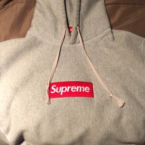 Authentic Supreme bogo hoodie